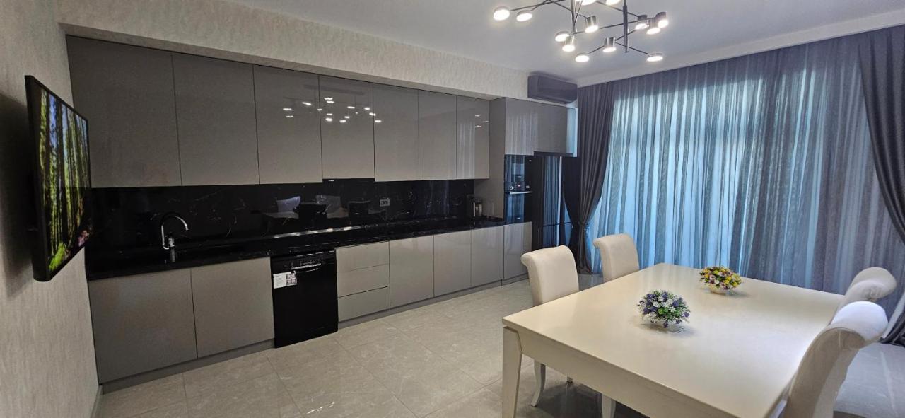 Vip Loft Apartment Баку Экстерьер фото